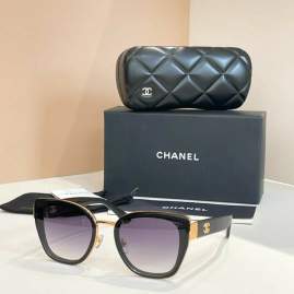 Picture of Chanel Sunglasses _SKUfw79280229fw